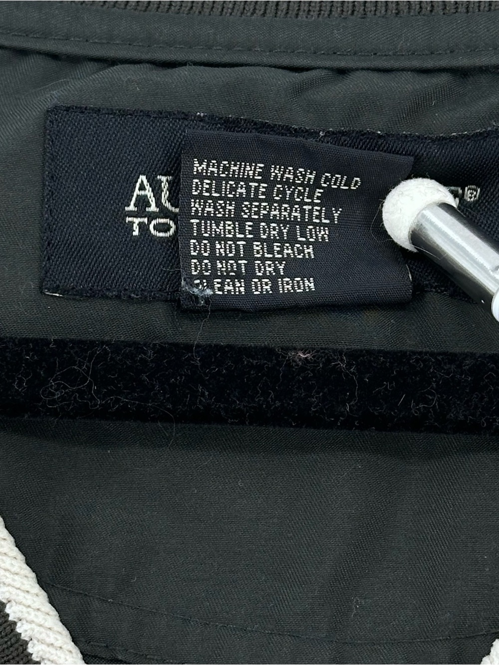 Austin Golf Collection V-Neck Pullover - Men’s - Picture 4 of 10